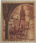 Sellos de Europa - Espaa -  serie turistica-Plaza de Llerena(Badajoz)-1973