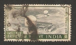 Stamps : Asia : India :  reactor atómico de trombay