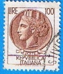 Stamps Italy -  Personaje