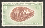 Sellos de Oceania - Nueva Caledonia -  caracola de mar,  cypraea mappa