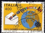 Stamps Italy -  Italia 1983 Scott 1575 Sello Dia del Sello Dibujo de Niños Tren de Banderas en Globo Terraqueo usado