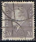 Sellos de Europa - Alemania -  Scott  376  Pres. Friedrich Ebert (5)