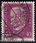 Stamps Germany -  Scott  379  Pres. Paul von Hindenburg (6)