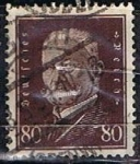 Stamps Germany -  Scott  383   Pres. Paul von Hindenburg (2)