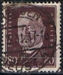 Stamps Germany -  Scott  383   Pres. Paul von Hindenburg (3)