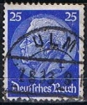 Stamps Germany -  Scott  395  Von Hindenburg (2)