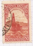 Stamps Argentina -  Pozo de petroleo en el mar