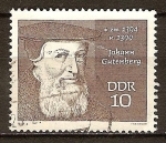 Stamps : Europe : Germany :  "Personalidades"Johann Gutenberg (inventor de la inprenta)DDR.