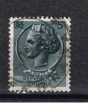 Stamps Italy -  Personaje