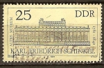 Stamps Germany -  Nacimiento del Bicentenario de Karl Friedrich Schinkel (arquitecto). Antiguo Museo de Berlín.DDR