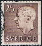 Sellos de Europa - Suecia -  GUSTAVO VI ADOLFO 1961-68. DENTADO A 3 LADOS. Y&T Nº 463a