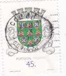 Sellos de Europa - Portugal -  Escudo Funchal