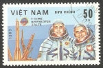 Stamps Vietnam -  Día de la astronautica, astronautas