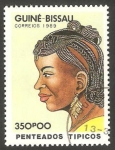 Sellos del Mundo : Africa : Guinea_Bissau : Peinado típico