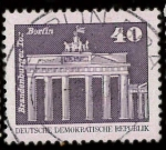 Sellos de Europa - Alemania -  DDR- PUERTA DE BRANDENBURGO