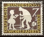 Stamps Germany -  Bienestar: Los cuentos de los hermanos Grimm (El dinero llovido del cielo).