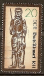 Stamps : Europe : Germany :  Estatua de Roland en libro / Altmark, 1611(DDR).