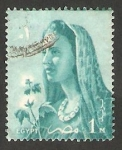 Stamps Egypt -  413 - Campesina