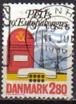 Sellos de Europa - Dinamarca -  DINAMARCA 1986 Scott 822 Sello Buzón de Correos y Línea de Teléfonos Usado