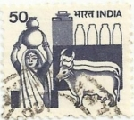 Sellos de Asia - India -  AGRICULTURA. GRANJA LECHERA. YVERT IN 722