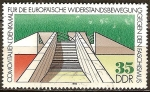 Stamps : Europe : Germany :  Monumento a la Resistencia europea contra el fascismo en Como / Italia(DDR).