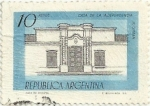 Sellos de America - Argentina -  MONUMENTOS HISTÓRICOS. CASA DE LA INDEPENDENCIA, EN TUCUMÁN. YVERT AR 1108