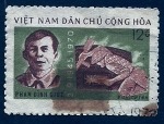 Sellos de Asia - Vietnam -  Heroe nacional