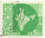 Stamps : Asia : India :  MAPA ÍNDIA, FILIGRANA PILARES DE ASOKA. VALOR FACIAL 5 np. YVERT IN 98