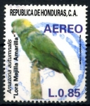 Sellos de America - Honduras -  HONDURAS_SCOTT C760.01 LORA MEJILLA AMARILLA. $0,65