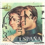 Stamps : Europe : Spain :  (308) SERIE JUAN CARLOS Y SOFIA, REYES DE ESPAÑA. PAREJA REAL, VALOR FACIAL 3 Pts. EDIFIL 2304