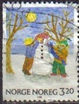 Stamps Norway -  NORUEGA 1990 Scott 0986 Sello Navidad Christmas Dibujo de niños Usado