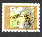 Sellos de Asia - Vietnam -  877 - Insecto