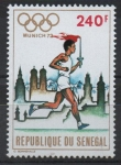 Stamps Senegal -  20th  JUEGOS  OLÍMPICOS  MUNICH  1972.  ATLETA  PORTADOR  DE  LA  ANTORCHA.