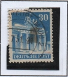 Stamps Germany -  Puerta d' Brandenburgo