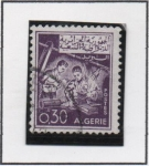 Stamps Algeria -  Hombres con Torno