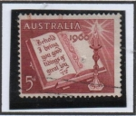 Sellos de Oceania - Australia -  Navidad: Biblia y Vela