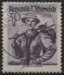 Stamps Austria -  Indumentaria d' Mujer: Salzburg