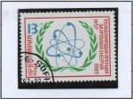 Sellos de Europa - Bulgaria -  30 Aniversario d' instituto Atomico