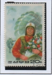 Stamps North Korea -  Deportes Paracaidista con ramo d' Flores