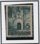 Stamps Spain -  Puerta gótica d' Ayuntamiento