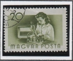 Stamps Hungary -  Ensamblador d' Radio