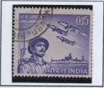 Stamps India -  Dia d' l' Fuerzas Armadas: 	Soldado, acorazado Mysore y cazas