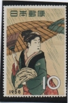 Stamps Japan -  Mujer volviendo del baño, de Kiyonaga