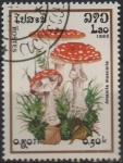 Sellos de Asia - Laos -  Amanita muscaria