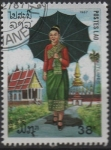 Stamps Laos -  Trajes Regionales, Urbano