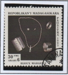 Stamps Madagascar -  Mahafaly Joyería