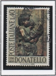 Stamps Italy -  Donatello , Los ángeles cantan