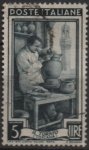 Stamps Italy -  Alfarero