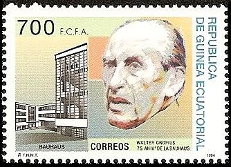 75 aniversario de la Bauhaus - arquitecto Walter Gropius