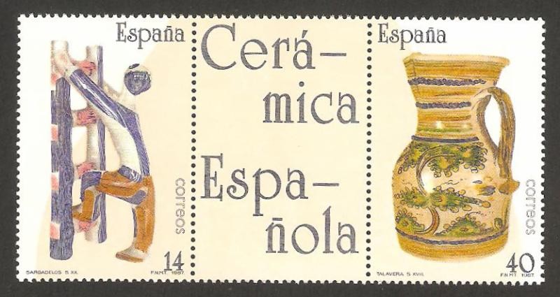 2892 y 2895 - cerámica gallega y toledana